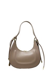 Borsa a spalla in pelle beige con forma arrotondata, superficie liscia, dettagli in metallo dorato e chiusura con cerniera nella parte superiore.