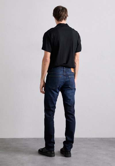 AG Jeans TELLIS MODERN - Karcsúsított farmerek - viper