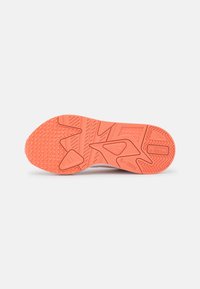 Puma Tenisky - mottled pink