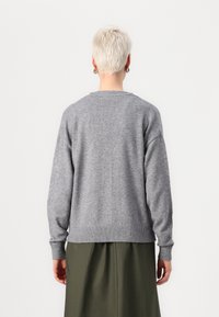 VILA VIRIL V NECK - Kofta - medium grey melange