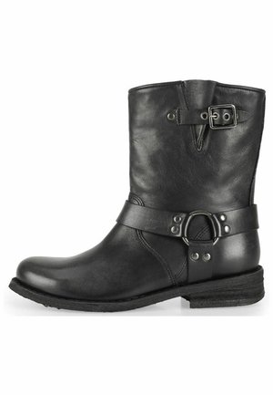Felmini, Klasické členkové čižmy - black