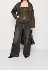 Weekday Linne - black