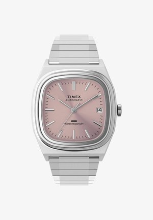 Timex automatisch polshorloge met vierkante zilveren kast, roze wijzerplaat, zilveren uurmarkeringen, datum om 3 uur en zilveren metalen schakelarmband.