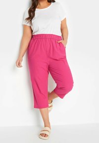 Yours Clothing Shorts - pink