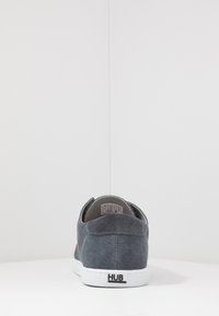 HUB Sneaker low - navy/white