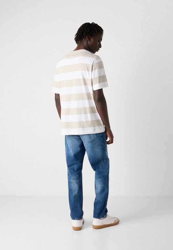TALESSTRIPE - Print T-shirt - light beige4