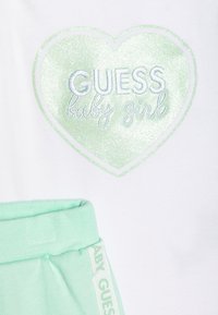 Guess NEW BORN GIRL HOODED SET - Darčeky pre bábätká - türkis