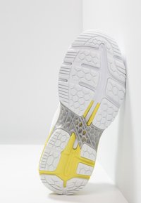 ASICS Zapatillas running asfalto - white