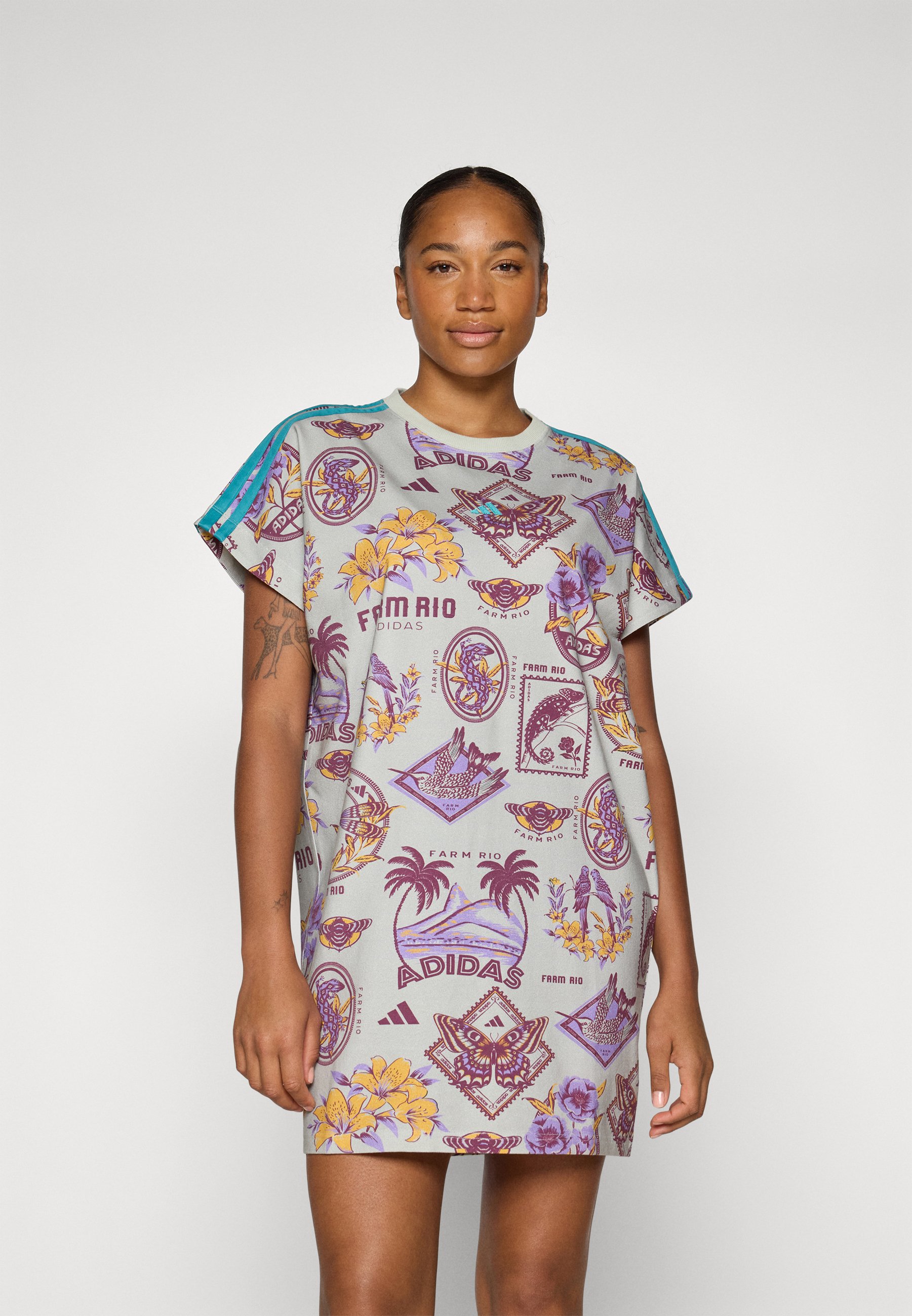 adidas Sportswear FARM DRESS - Jersey dress - ash silver/corn gold/violet fusion/multi-coloured - Zalando.co.uk
