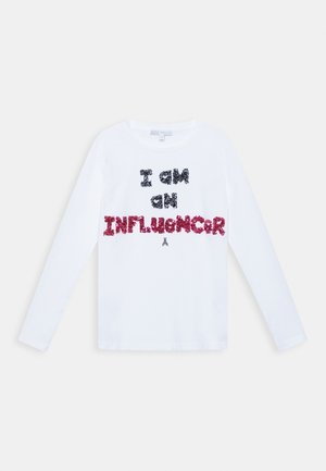 T-shirt z nadrukiem