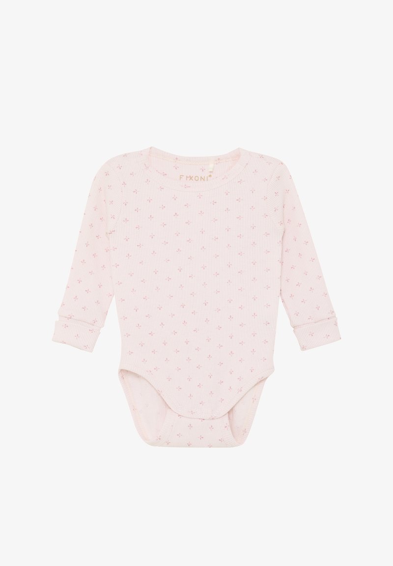 Hellrosa langärmliger Baby-Body mit kleinem Blumenmuster, rundem Ausschnitt, umgeschlagenen Bündchen und Druckknöpfen am unteren Teil.