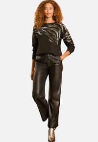 Love & Roses REGULAR FIT - COSY CREW NECK  - Džemperis - black animal hotfix