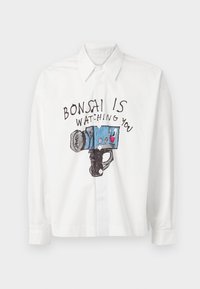 OVERSIZE FIT BUTTON DOWN PRINTED GRAPHIC SHIRT - Camisa - white