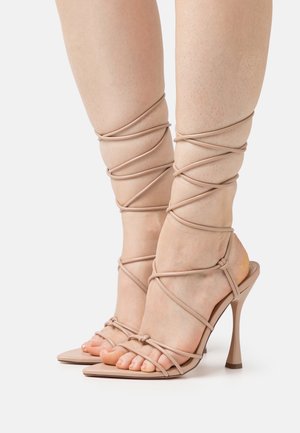 DeeZee, Sandales à talons hauts - beige