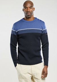 Non sélectionné, navire obscur nature