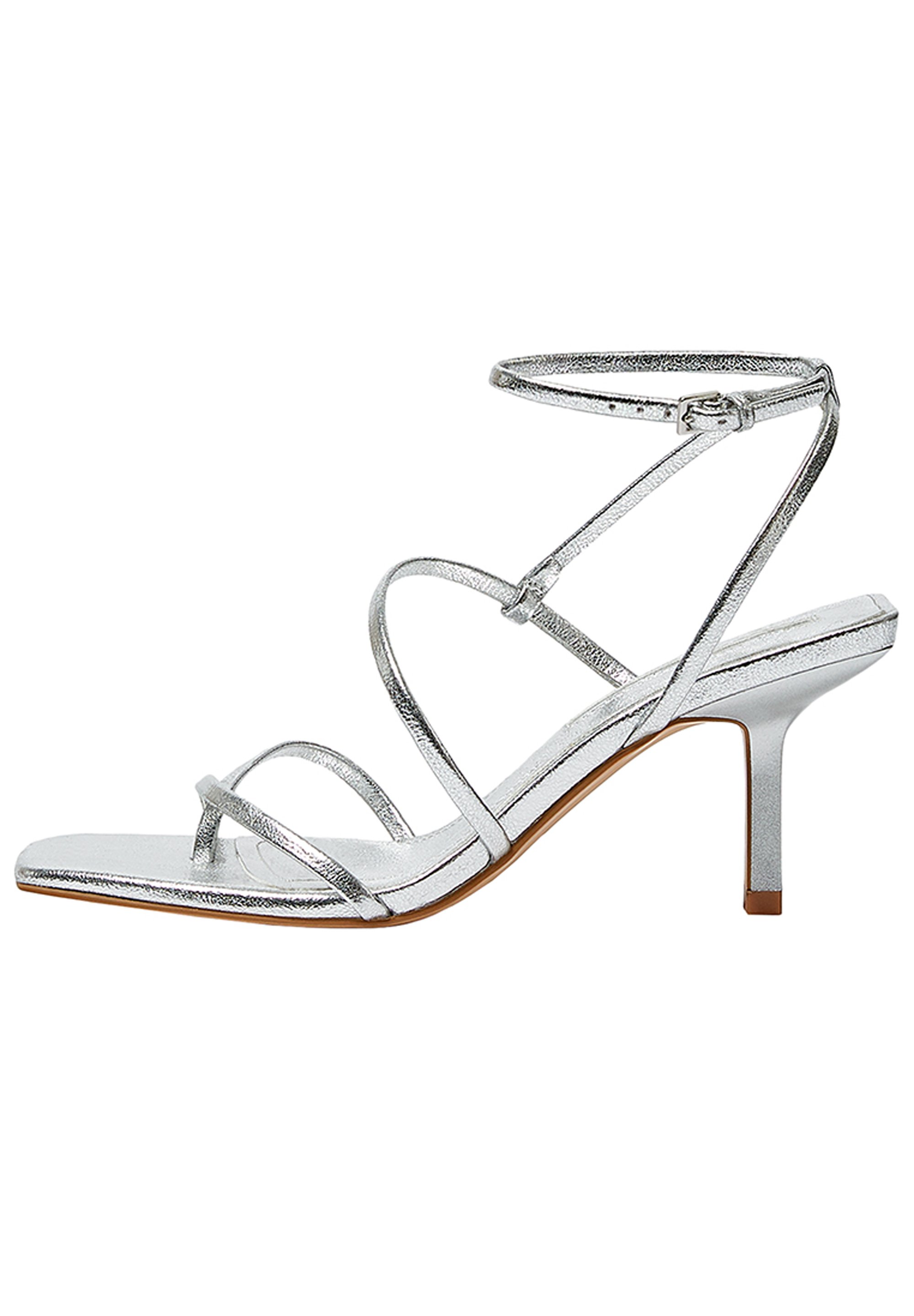 pull and bear sandales talons