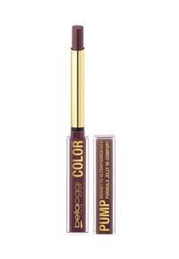 Rossetto in tubo cilindrico con dettagli dorati. Colore borgogna scuro in involucro trasparente, etichettato "COLOR" e "PUMP," con testo in oro.