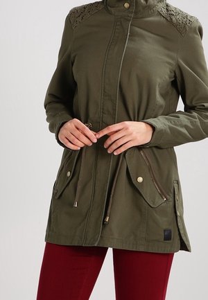 Parka - dark green