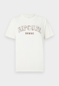 Wit katoenen T-shirt met korte mouwen, bedrukt met "RIPCURL" en "HAWAII" in het bruin. Eenvoudig ontwerp met ronde hals.