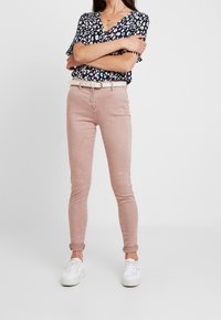 Replay Vaqueros pitillo - coloured denim