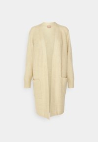 Cardigan lungo beige chiaro realizzato in morbido materiale a maglia. Presenta un'apertura frontale, due tasche anteriori e maniche a spalla cadente.