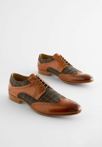 Next CHECK BROGUE REGULAR FIT - Derbies & Richelieus - tan brown