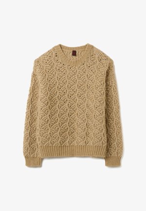 Beige gebreide trui met een gestructureerd patroonontwerp, voorzien van een ronde halslijn en ribgebreide manchetten en zoom.