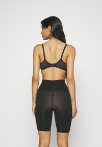 Lindex GIRDLE BIKER SEAMLESS - Legíny - punčochy  - black