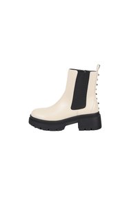 LOLA CASADEMUNT Botines con plataforma - cream