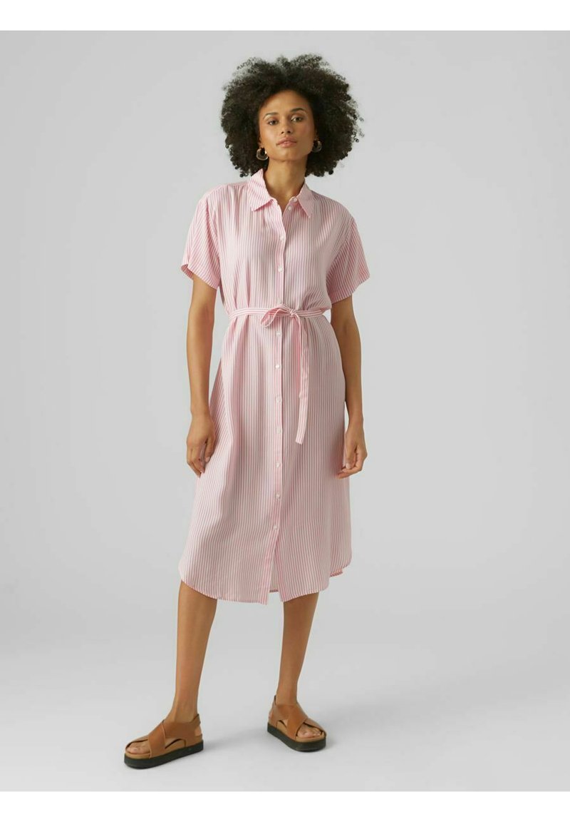 Vero Moda BUMPY SS CALF - Robe chemise - snow white/rose - ZALANDO.FR