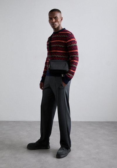 Bally BAR CROSSBODY - Axelremsväska - black/palladio