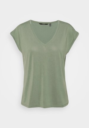 T-shirt met korte mouwen en V-hals in een gedempte groene kleur, met een zachte textuur en een ontspannen pasvorm, rechte zoom en minimale stikseldetails.