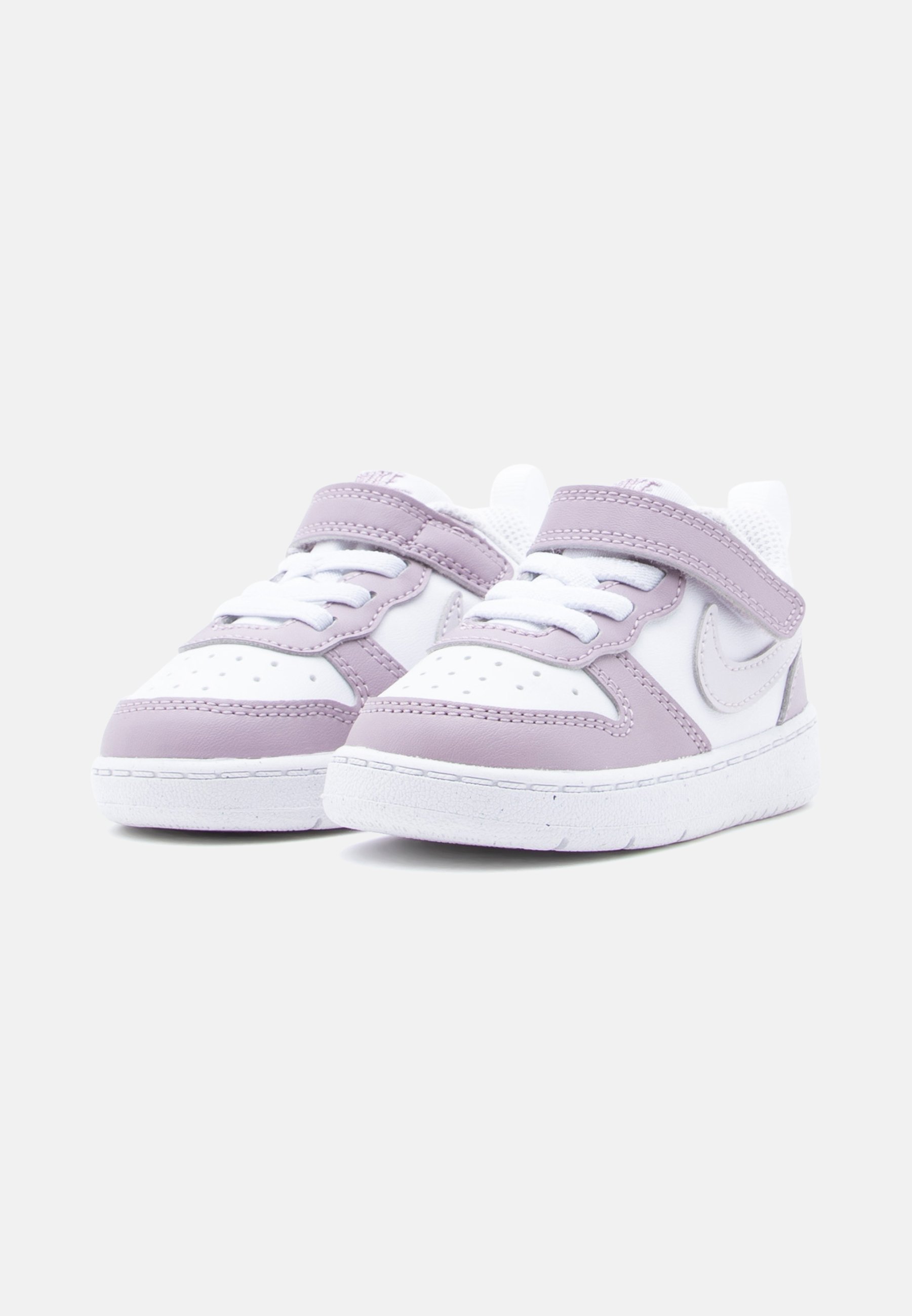 nike court borough low lila
