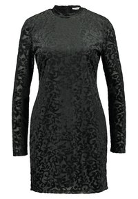 Abito lungo nero a maniche lunghe con motivo floreale texture, colletto alto e silhouette aderente, con chiusura zip nascosta nella parte posteriore.
