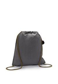 Trekluszak van grijs materiaal met een gestructureerd oppervlak, voorzien van groene koordstraps en een cinched top voor afsluiting.