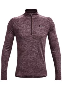 Tumman viininpunainen pitkähihainen urheilupaita, jossa on neljännesvetoketju, teksturoitu kangas ja musta Under Armour -logo rinnassa.