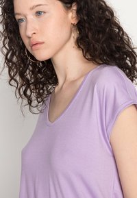 Pieces PCBILLO TEE SOLID - T-shirt básica - lavendula