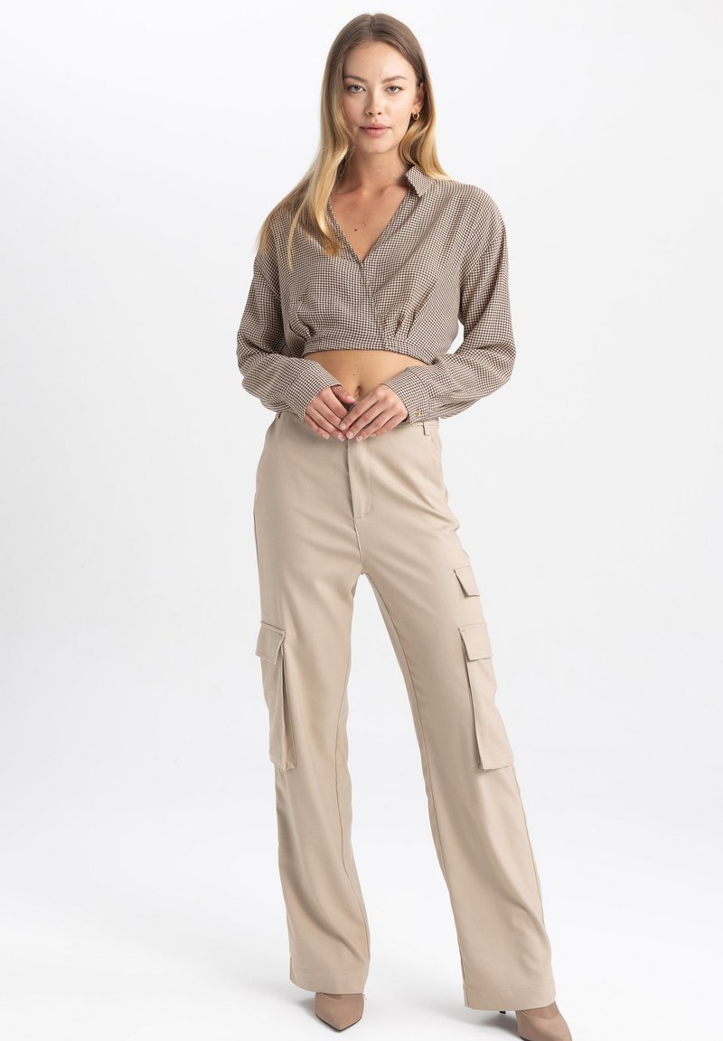 DeFacto Blouse bruin DeFacto Blouse bruin