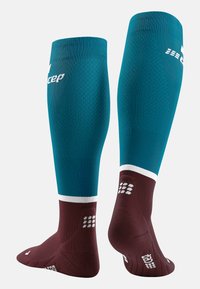 CEP THE RUN COMPRESSION SOCKS KNEE-HIGH MEN - MADE IN GERMANY - Calzettoni - petrol dark red