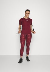 adidas Performance TECHFIT - Camiseta básica - shadow red/white
