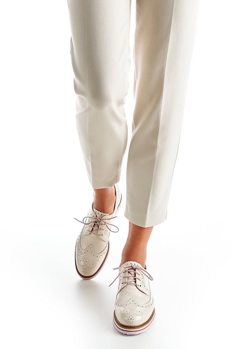 Lloyd ELEGANTER - Snøresko - linen