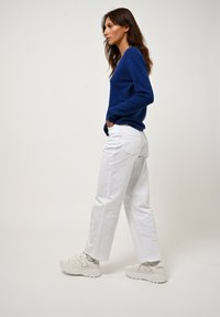 Authentic Cashmere CHALAIS niebieski