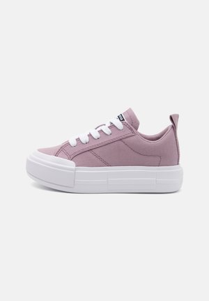 CHUCK TAYLOR ALL STAR CRUISE UNISEX - Tenisice - orchid dust/white
