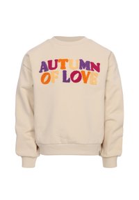 Crème-kleurige sweatshirt met "AUTUMN OF LOVE" in gestructureerde, multi-kleurige letters: oranje, paars, roze en geel aan de voorkant.