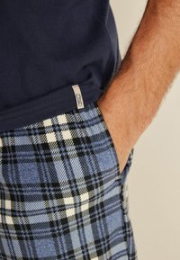 Next MOTIONFLEX COSY SET - Conjunto de pijama - navy blue check