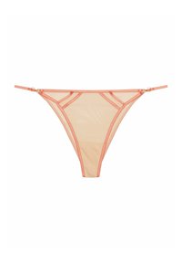Nackter Mesh-String mit hellkorallfarbenen Akzenten, ausgestattet mit verstellbaren seitlichen Trägern und goldenen Hardware-Details. Glatte Textur und minimalistisches Design.