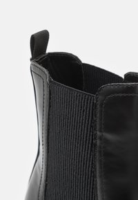 YOURTURN UNISEX - Støvletter - black