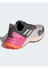 Adidas Terrex SOULSTRIDE - Löparskor terräng - putty mauve   grey one   pink fusion