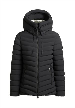 Zwarte pufferjack met capuchon, voorzien van horizontale stiksels, ritszakken en trekkoorden bij de nek. Glad materiaal.