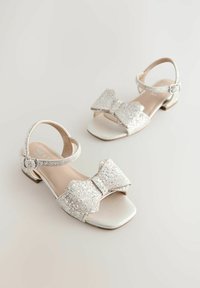 Nepasirinkta, champagne gold